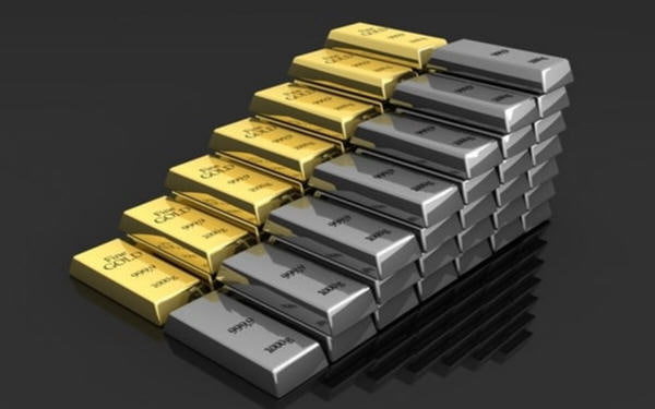 (国际期货直播室)金银双双跳水！美元强势压制，贵金属避险光环暂时熄灭